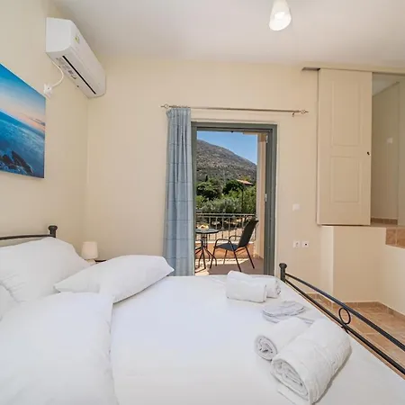 Triodos Myrtos Holiday home *
