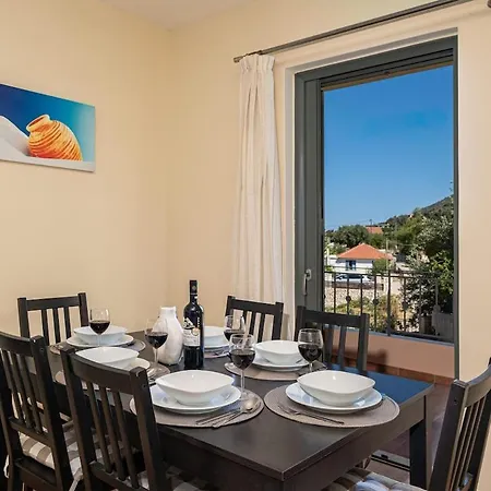 בית נופש Triodos Myrtos Divarata