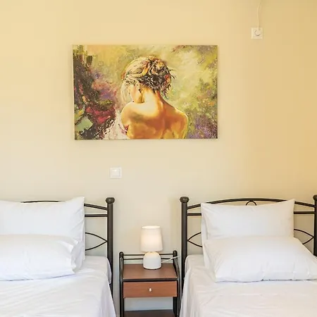 Triodos Myrtos בית נופש *